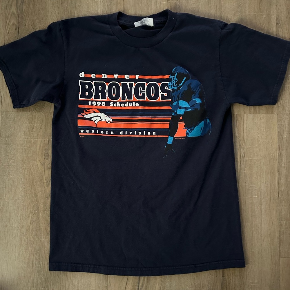 Denver Broncos Graphic T-Shirt